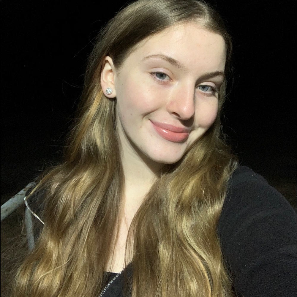 Meet your Posher, Abby